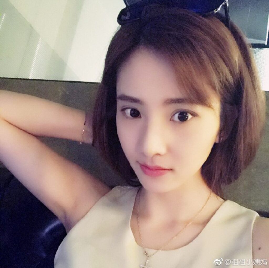 微博第一代福利姬斗鱼顶级主播祖祖小姨妈下海黄播视频曝光