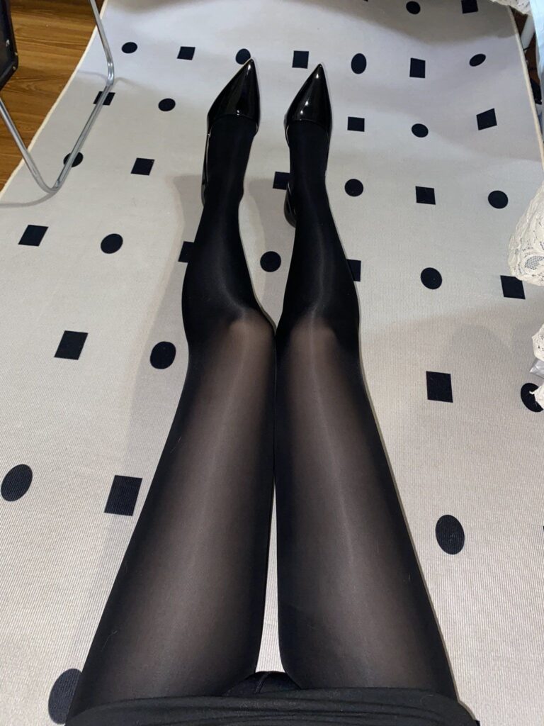 厚黑美学来袭推特微博福利姬桥与乔与峤超性感厚黑丝袜福利视频