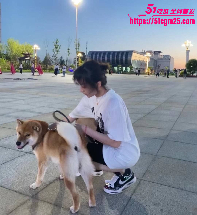 气质少妇约炮猛男私拍 4 气质少妇约炮猛男私拍 4
