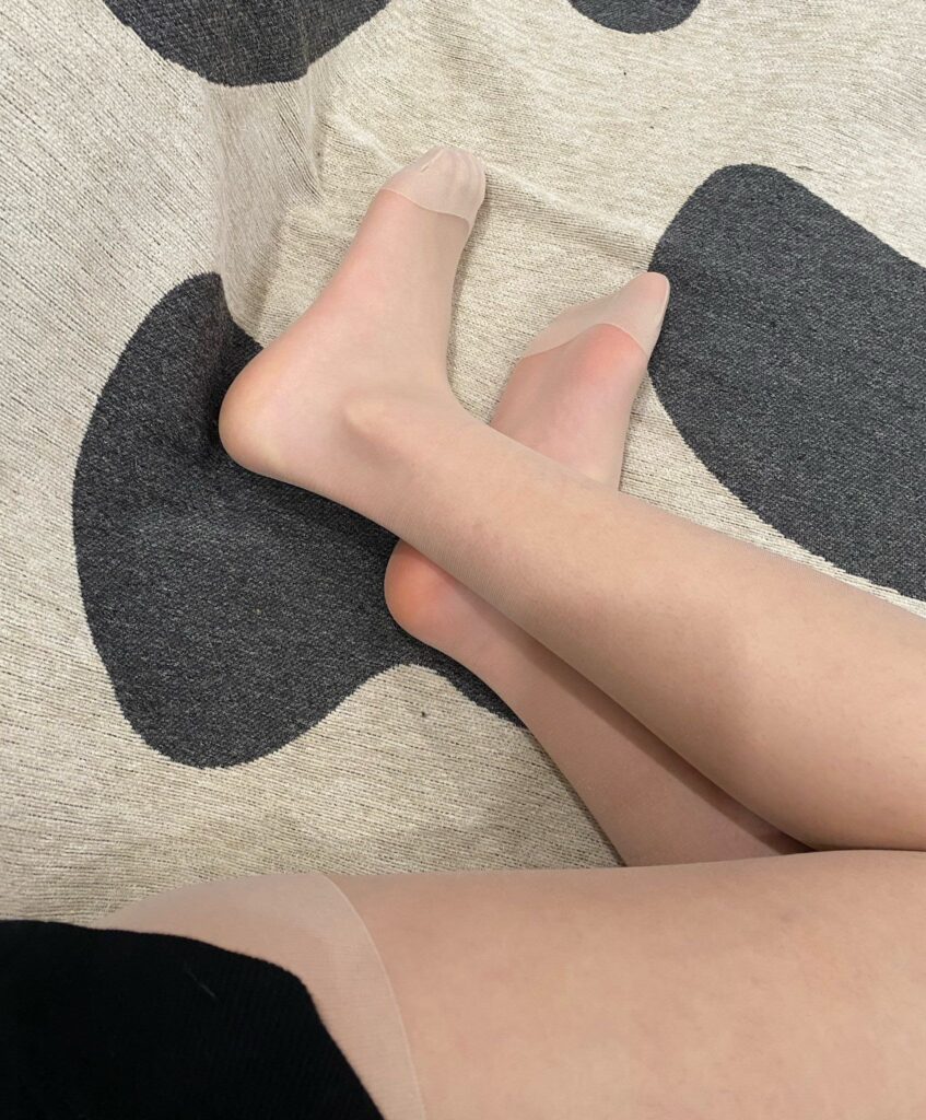 厚黑美学来袭推特微博福利姬桥与乔与峤超性感厚黑丝袜福利视频