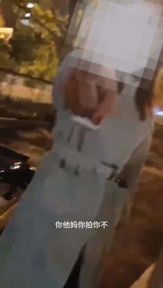 我听交警的升级版xxn逆行再次惹祸家有宝马却爱骑行