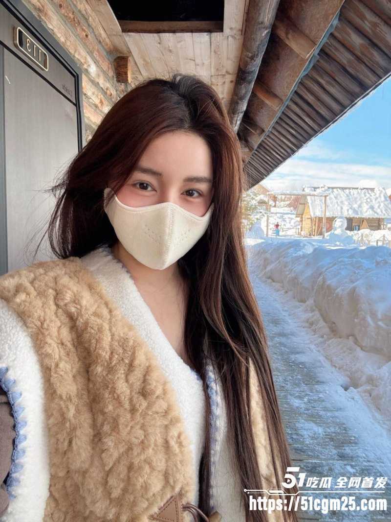 高颜值巨乳网黄TT 1 高颜值巨乳网黄TT 1