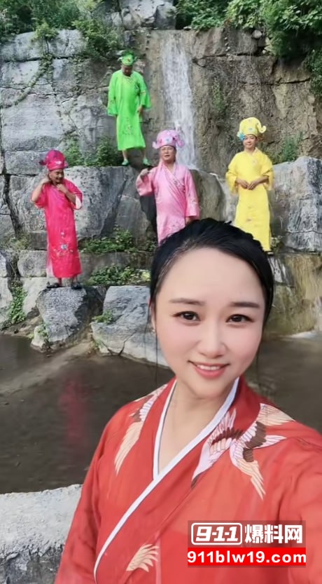 河南焦作游泳博主抖音小酒窝1 河南焦作游泳博主抖音小酒窝1