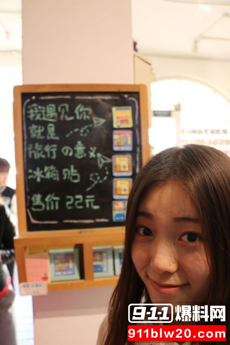 清纯女友被热恋三年的男友泄露视频 说好只做你一人的小狗 你却让大家都知道了