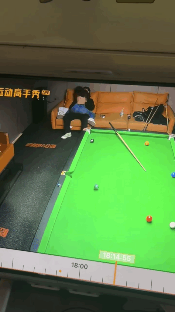 运动高手秀私人台球室情侣上演限制级动作片台球小妹还是太超模了