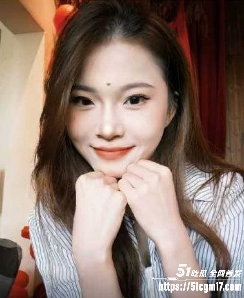 林娜被男友捆绑爆操3 林娜被男友捆绑爆操3