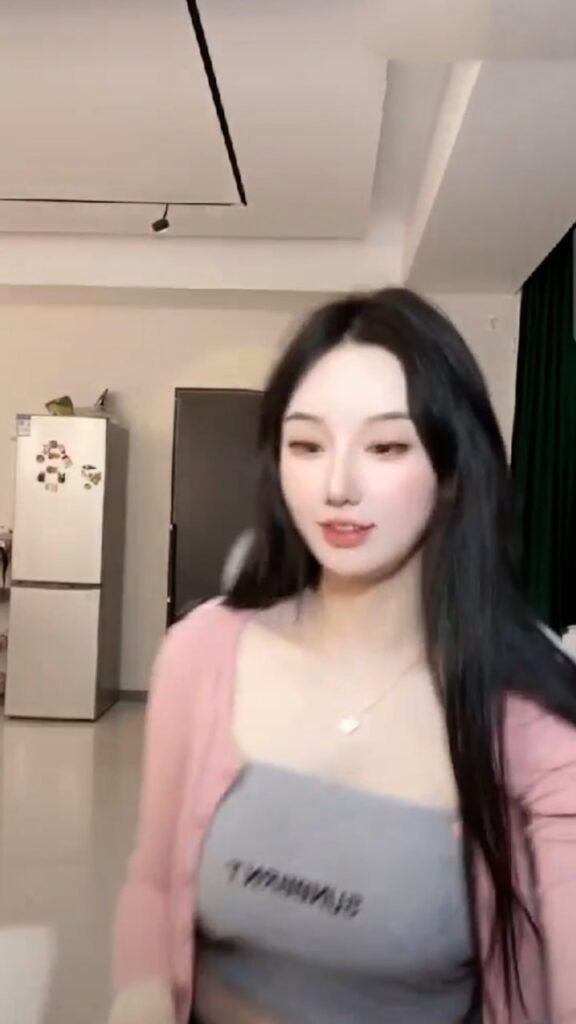 抖音百万粉丝传奇封号王丁姐三进宫名场面视频曝光