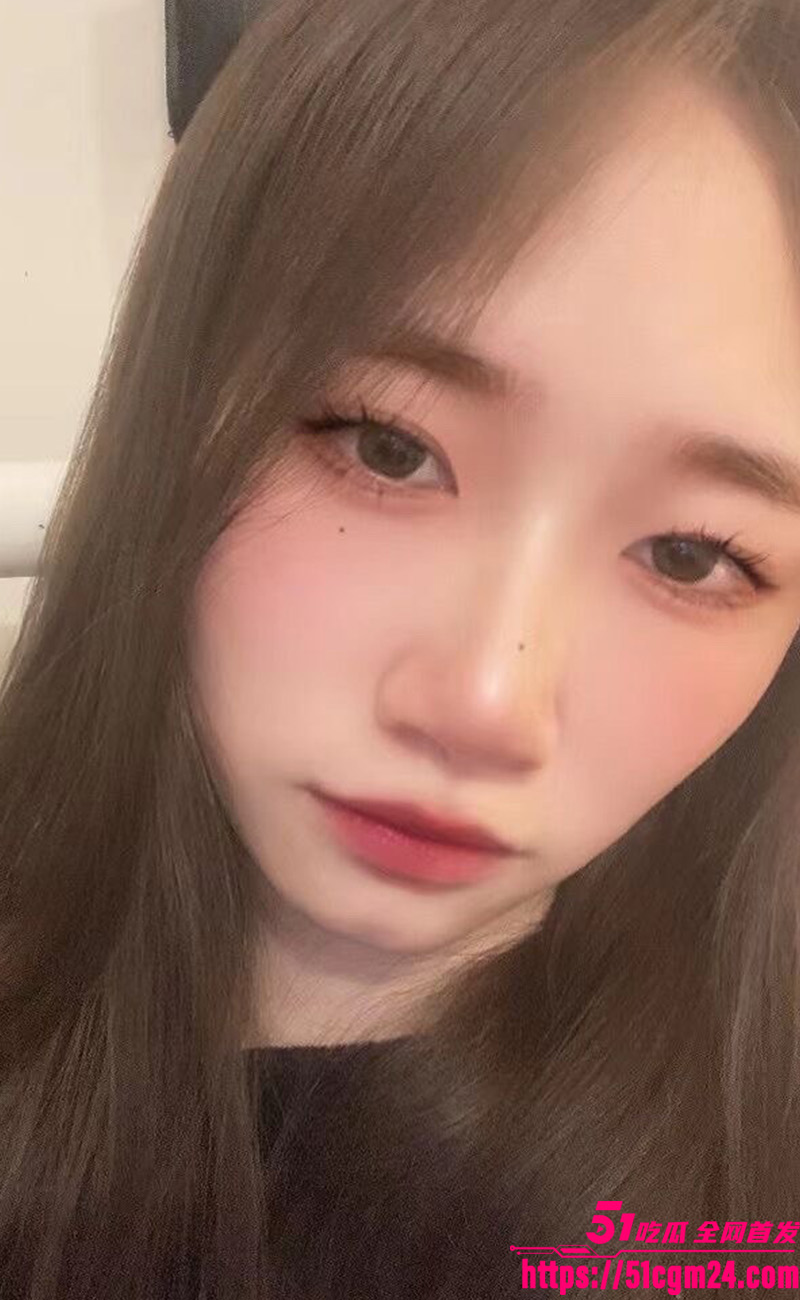 成都母狗2 成都母狗2