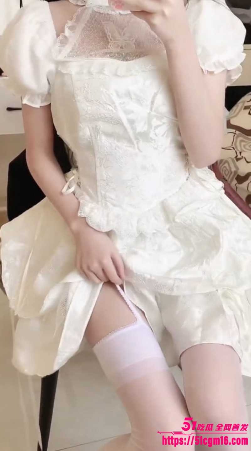 推特高颜值少萝 语语酱 大尺度自拍合集 3 推特高颜值少萝 语语酱 大尺度自拍合集 3