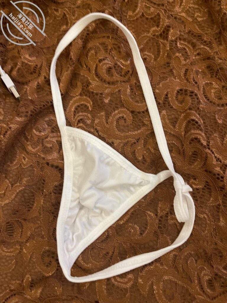[长篇连载:妖娆的丈母娘]漂亮的媳妇和妖娆诱人的漂亮丈母娘我都受不了-来自海角社区的真实故事经历