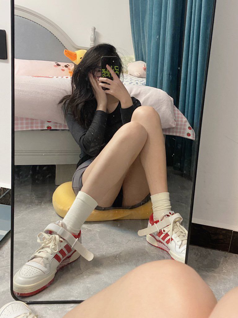 厚黑美学来袭推特微博福利姬桥与乔与峤超性感厚黑丝袜福利视频