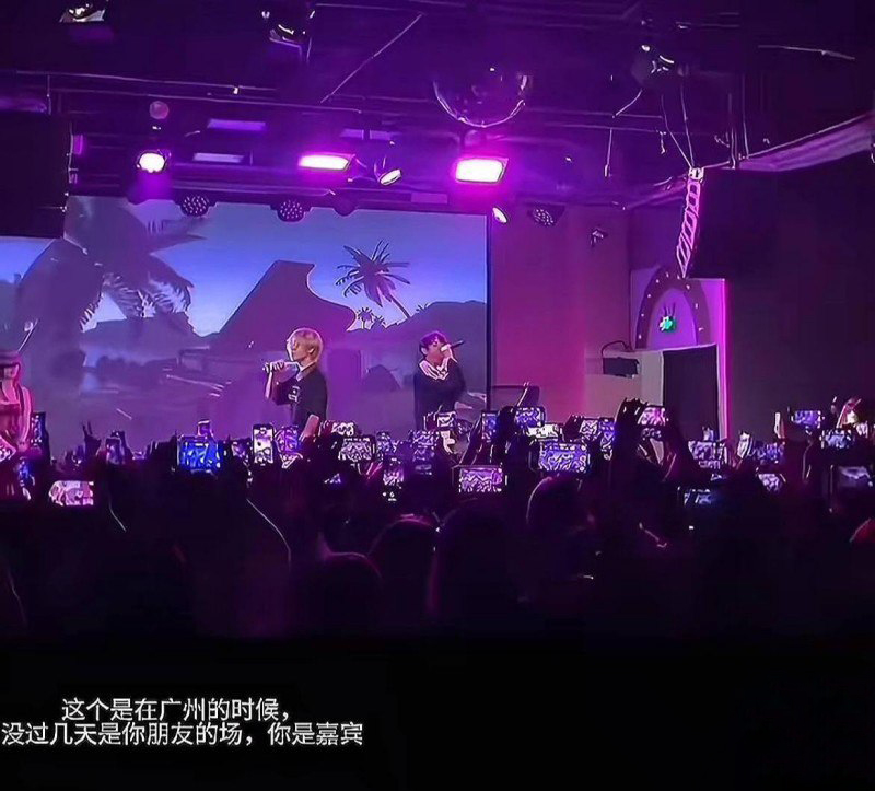 350粉丝抖音纯情网红少涵自曝男友伍六七出轨睡粉