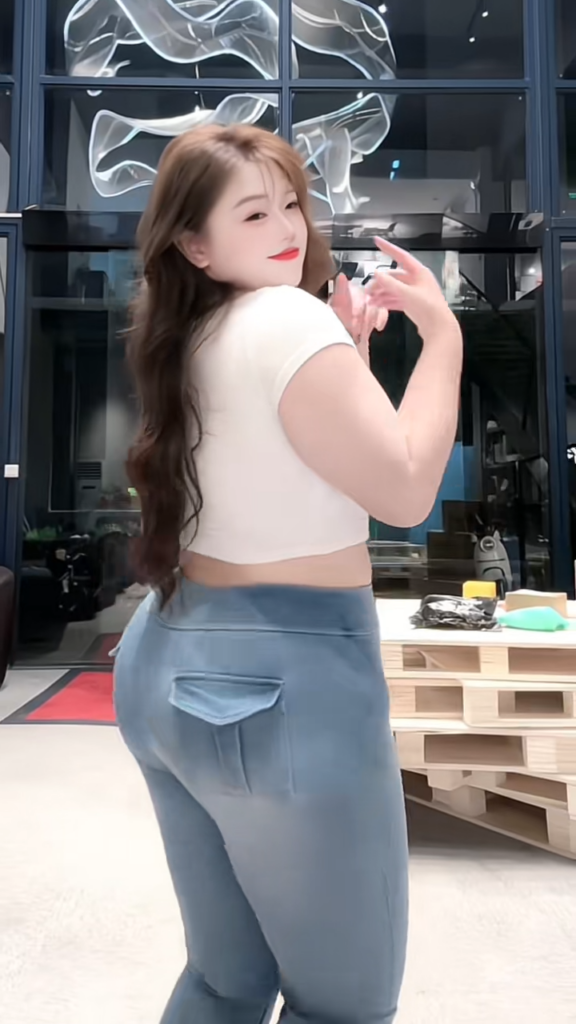 48万粉丝抖音bbw网红Christina璐璐滤镜破碎下海私拍视频流出