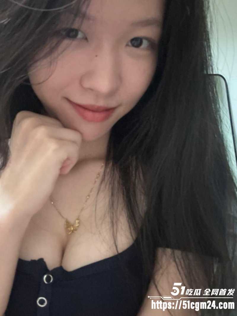 武汉大学大一美女钟淑玥 3 武汉大学大一美女钟淑玥 3