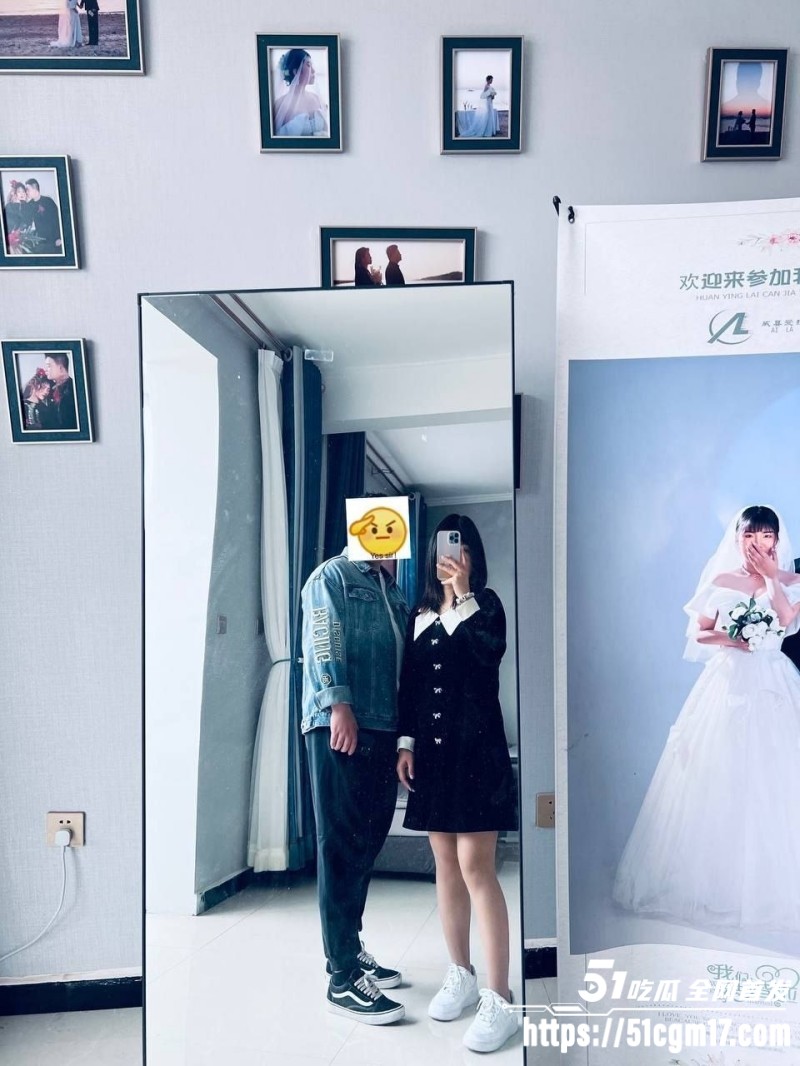 重庆绿帽大神曝光淫妻性爱自拍 3 重庆绿帽大神曝光淫妻性爱自拍 3
