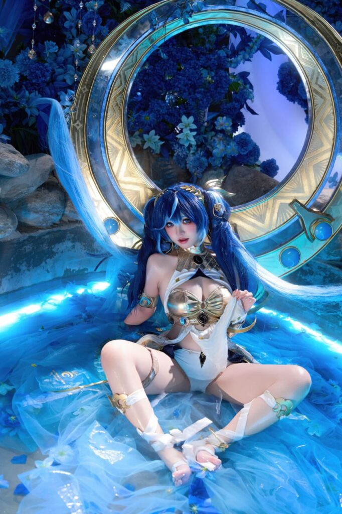 阿薰kaOri[18+福利姬coser写真集]鸣潮cosplay尤诺[122p+9v]