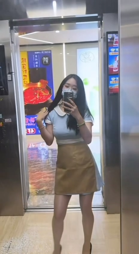 福利姬擦边新套路好利来蛋糕店员工制服变成人用品