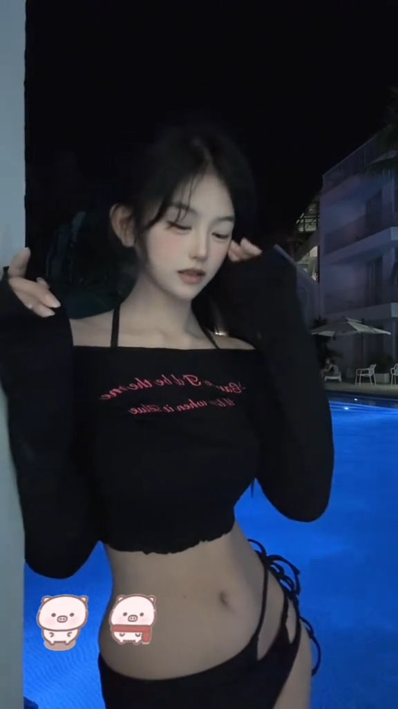 18万粉丝抖音网红女王妹妹精神小妹定制视频外流
