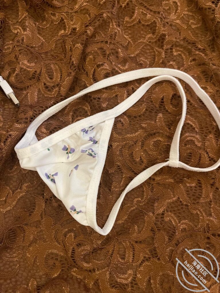 [长篇连载:妖娆的丈母娘]漂亮的媳妇和妖娆诱人的漂亮丈母娘我都受不了-来自海角社区的真实故事经历