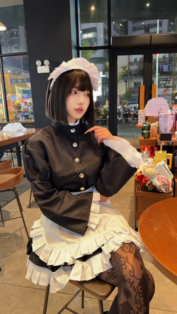 66万粉丝抖音网红娇七美腿御姐定制福利视频流出
