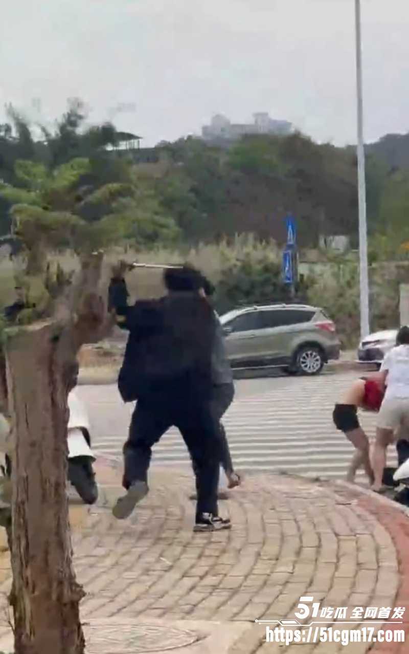 精神小伙打架现场 6 精神小伙打架现场 6