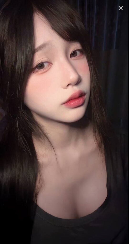 47万粉丝抖音助眠主播江西荨荨子塌房线下1v1收费果聊曝光