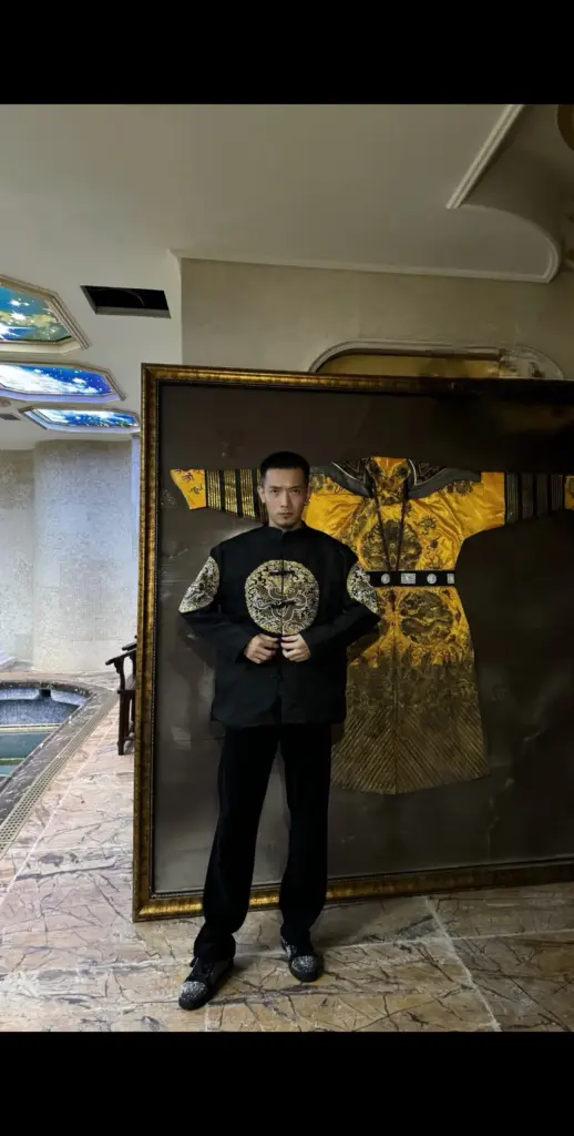 62万粉丝抖音网红aka刀枪不入马来西亚被暴打视频流出
