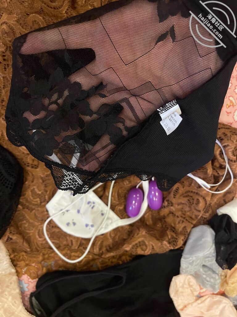 [长篇连载:妖娆的丈母娘]漂亮的媳妇和妖娆诱人的漂亮丈母娘我都受不了-来自海角社区的真实故事经历