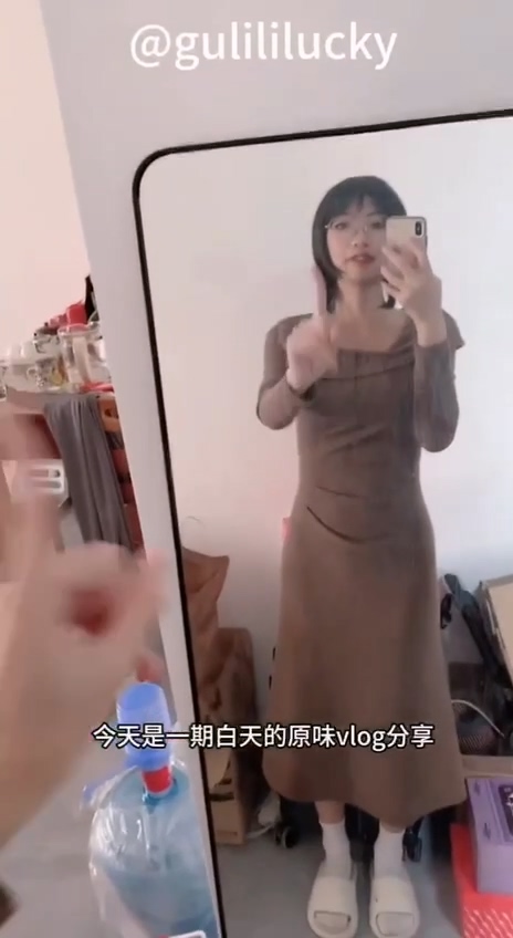 推特福利姬Gulili谷鲤里自制原味vlog新赛道三集完整版