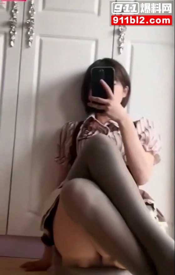 6 6