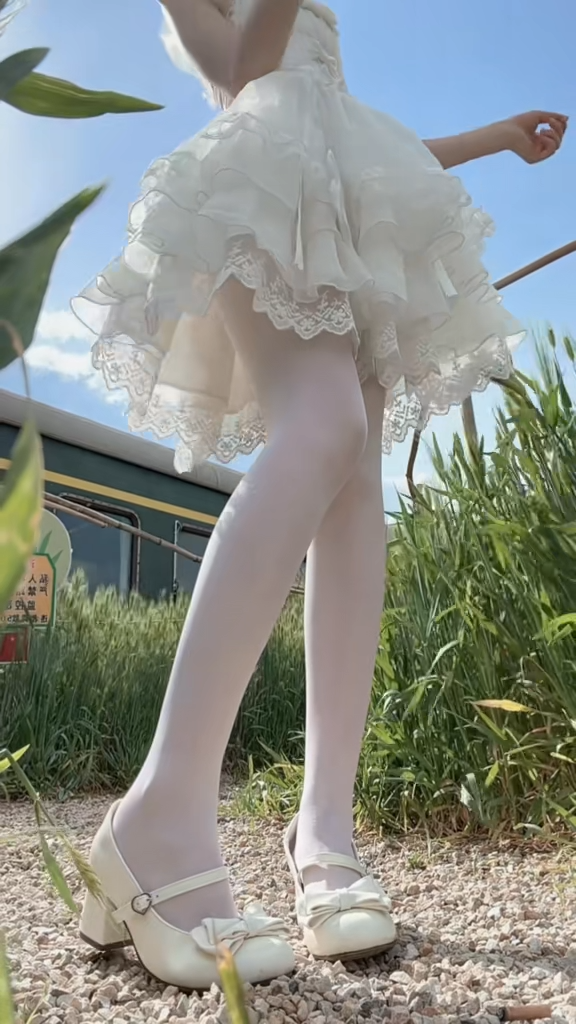 62万粉丝抖音网红美羊羊桑纯欲风嫩妹定制视频外流
