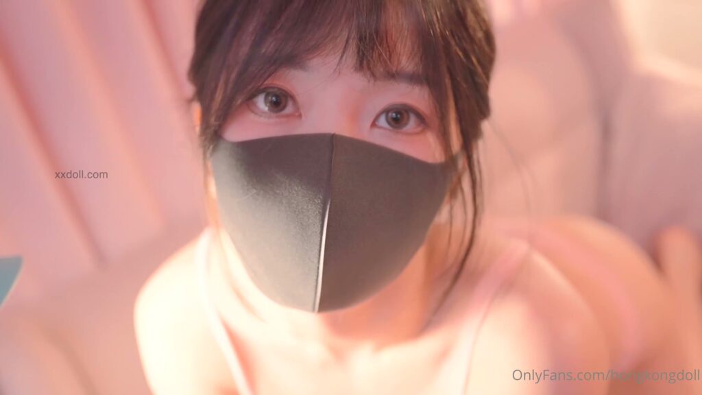 OnlyFans纯欲女神玩偶姐姐HongKongdoll最新作品粉色心跳