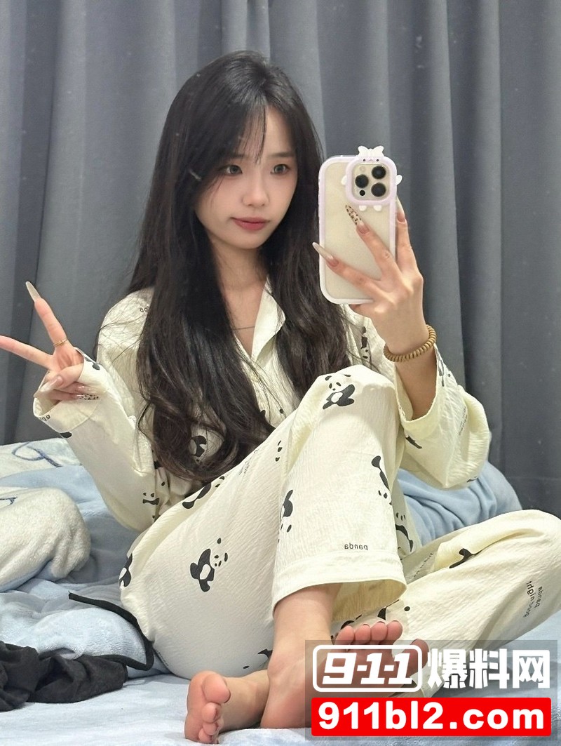 和平精英圈最惨绿帽瓜 前职业选手若败1582天真情错付 女友劈腿与现役JDG选手苏楠私密视频流出
