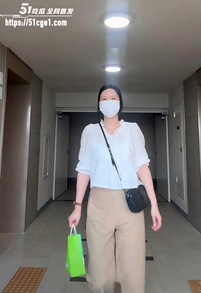 郑州中心医院单金涛出轨护士崔琼丹05 郑州中心医院单金涛出轨护士崔琼丹05