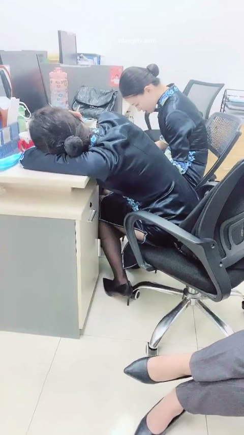 佛山院子售楼部经理私会前台小姐卫生间野战事件30分钟完整版