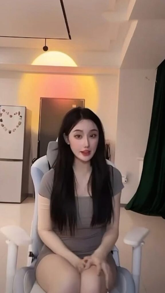 抖音百万粉丝传奇封号王丁姐三进宫名场面视频曝光