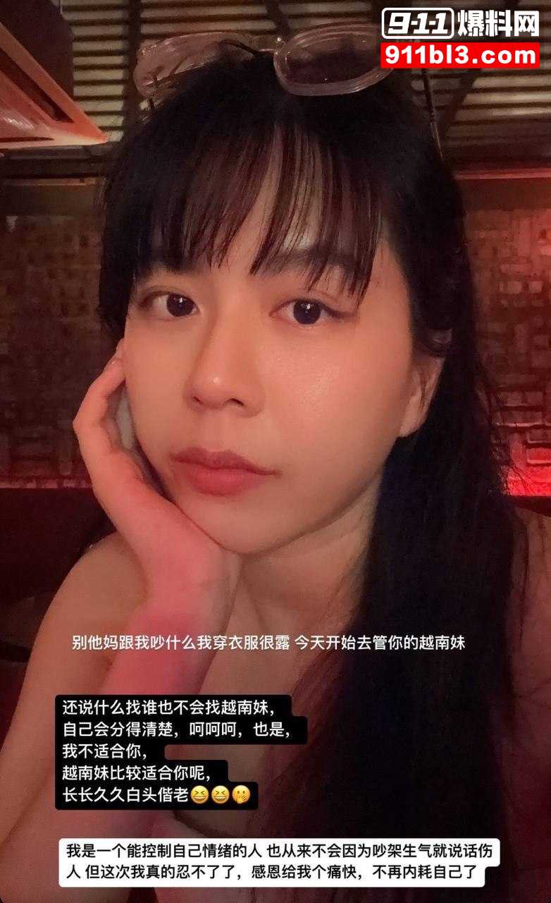 4 4