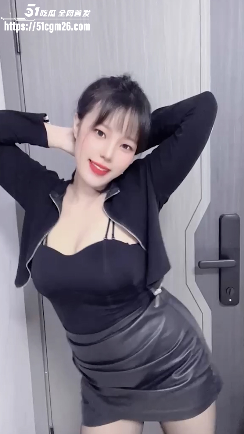 快手大奶少妇 婷宝 大尺度骚舞 2 快手大奶少妇 婷宝 大尺度骚舞 2