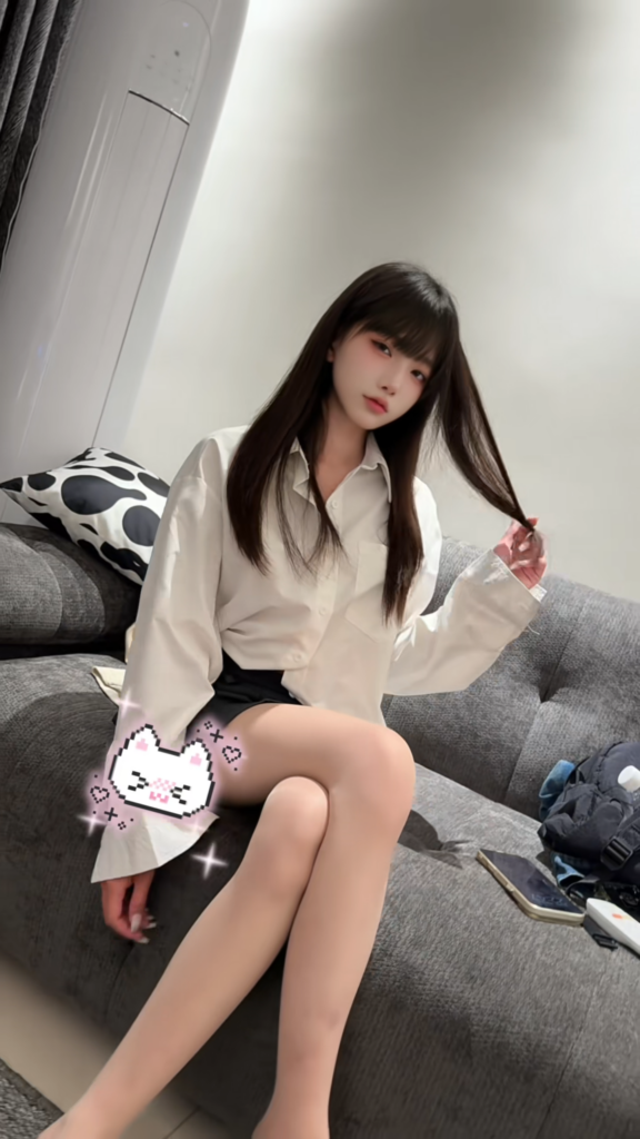 66万粉丝抖音网红娇七美腿御姐定制福利视频流出