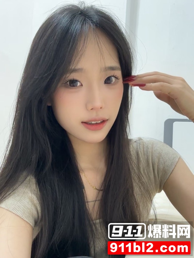 和平精英圈最惨绿帽瓜 前职业选手若败1582天真情错付 女友劈腿与现役JDG选手苏楠私密视频流出