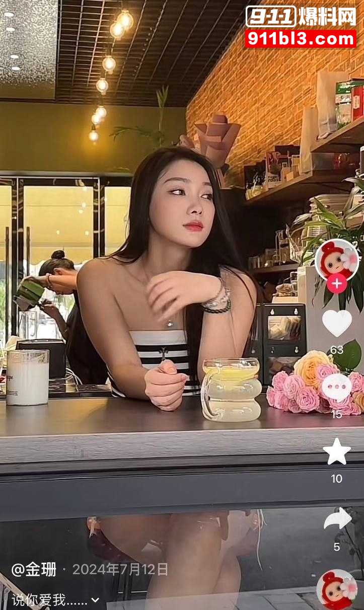 3 3