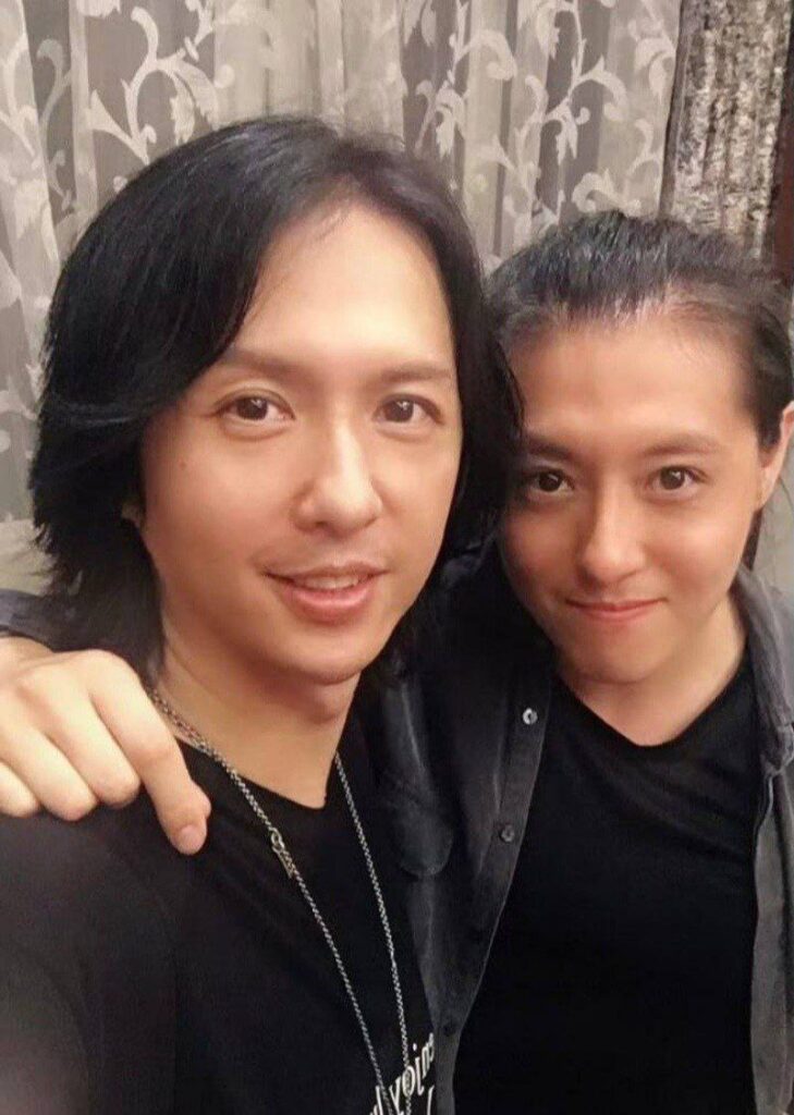 民族流行乐歌手乌兰图雅出轨家暴男包养贝斯手郝梓杰