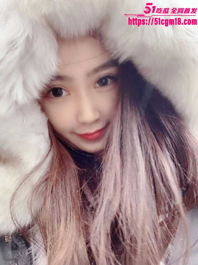 4 4