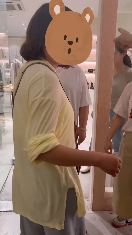10年闺蜜精准背刺姜堰绯色服装店老板娘可妍直播爆料好闺蜜撬墙角
