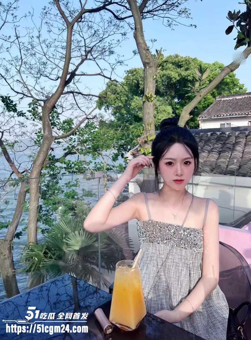 浙江颜值嫩妹 徐丽丽 性爱私拍 1 浙江颜值嫩妹 徐丽丽 性爱私拍 1