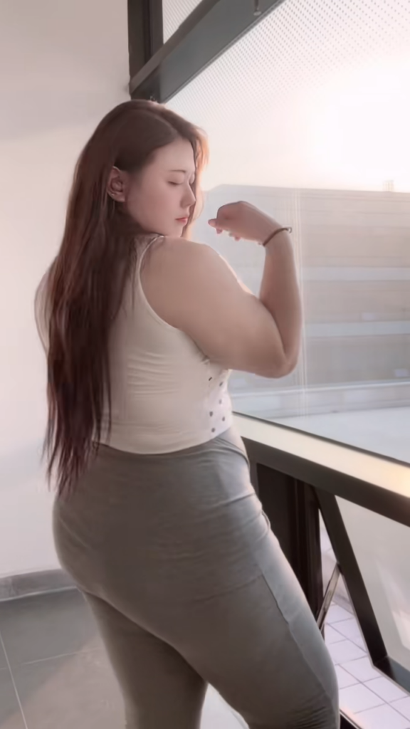 48万粉丝抖音bbw网红Christina璐璐滤镜破碎下海私拍视频流出