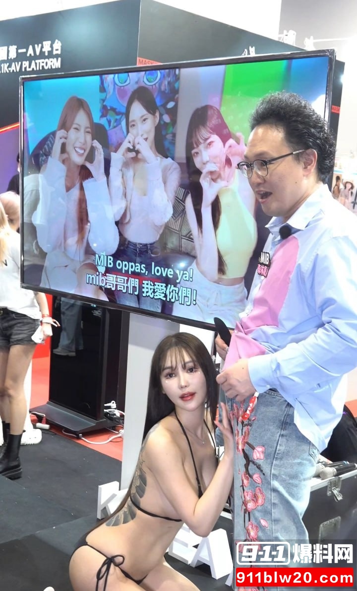 女优互动1 女优互动1