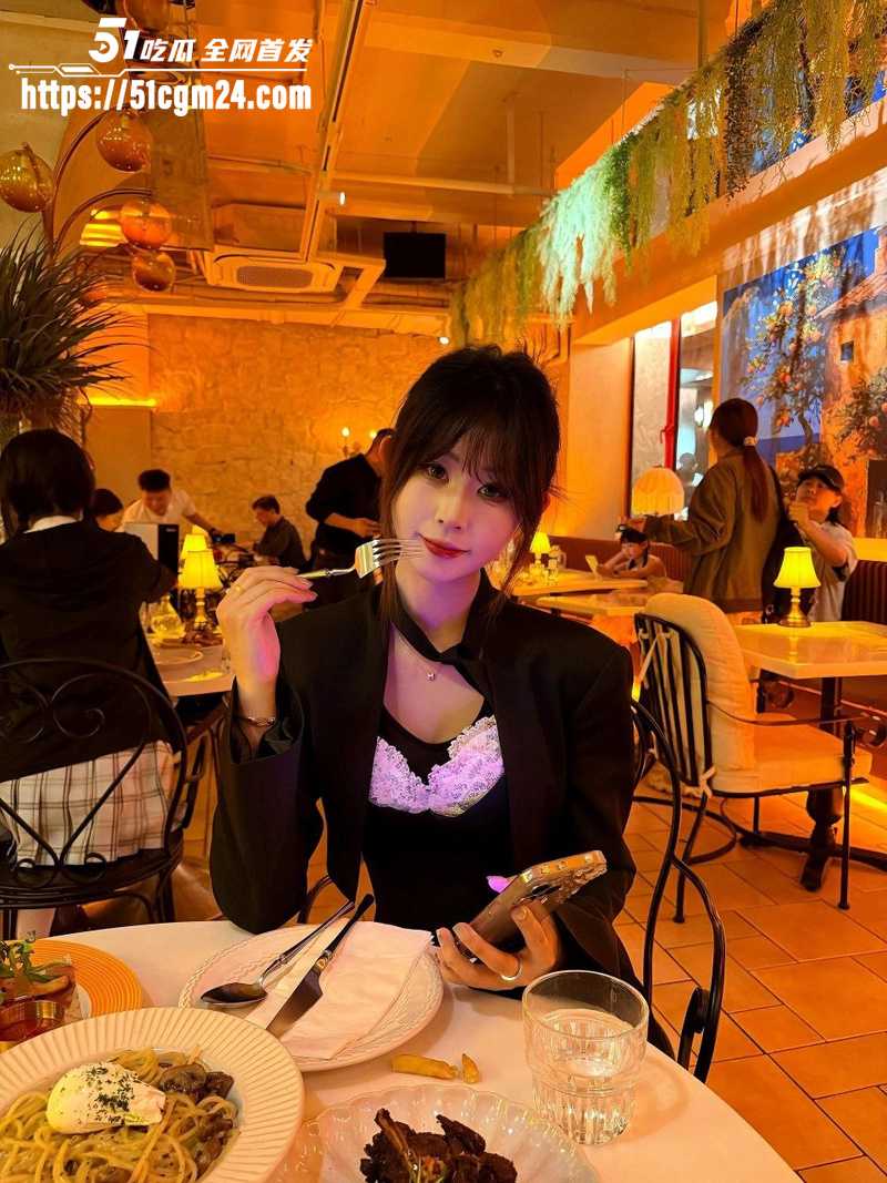 北京反差御姐 张婧娅 性爱视频流出 1 北京反差御姐 张婧娅 性爱视频流出 1