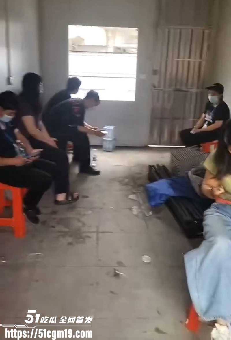 广州乌云区三元里村暴力强拆事件流出7拷贝 广州乌云区三元里村暴力强拆事件流出7拷贝