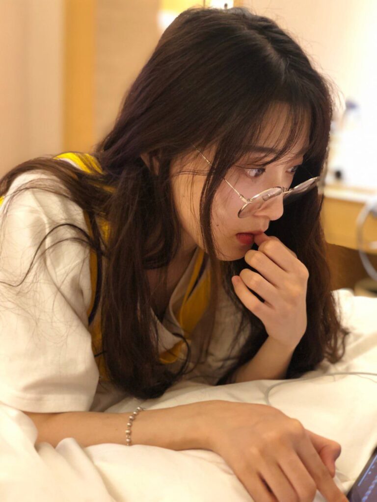 保时捷女销售又传丑闻门店女销售地下情婚内出轨同事